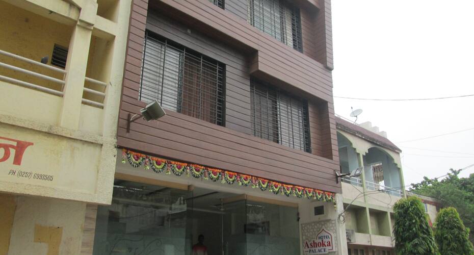 Hotel Ashoka Palace, Jalgaon 1